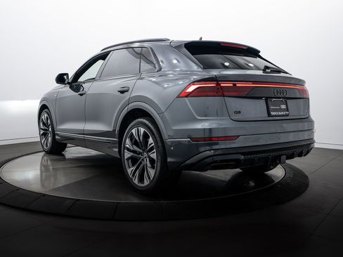 Certified 2025 Audi Q8 Prestige w/ Prestige Package image 4