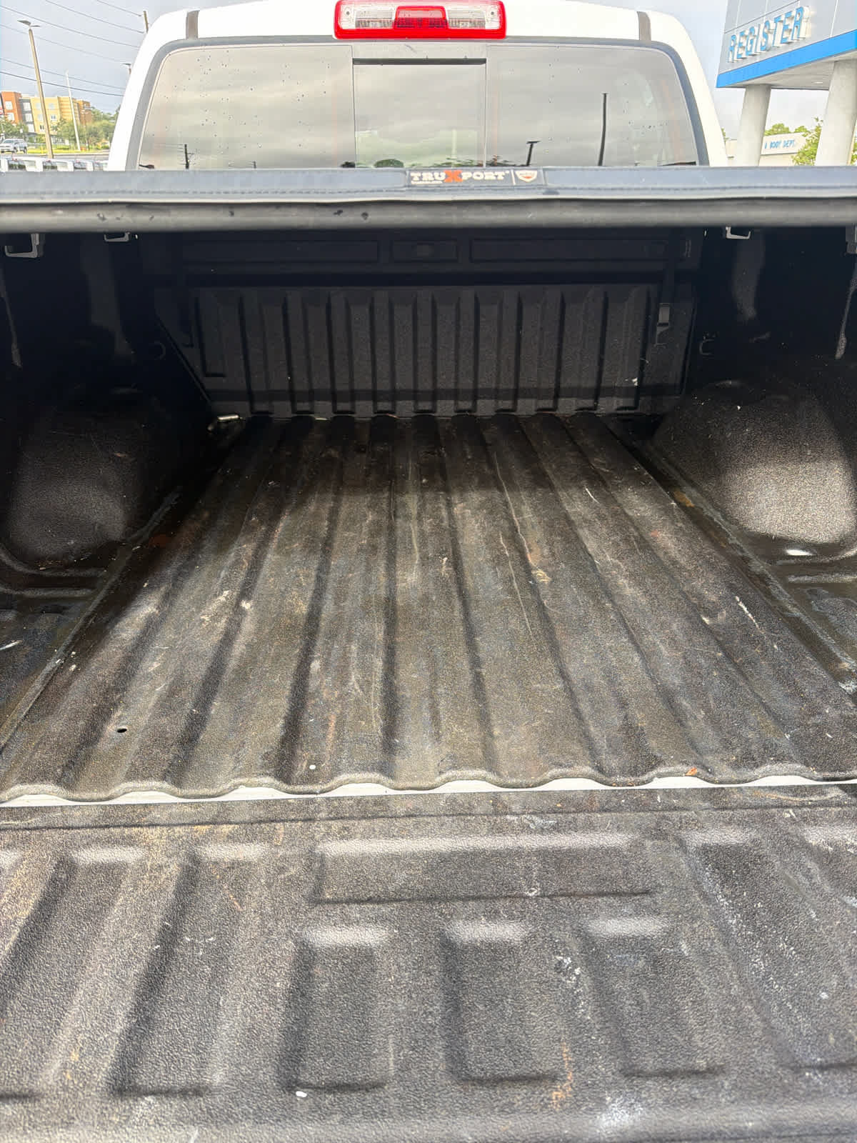 Used 2022 Chevrolet Colorado LT w/ Safety Package RWD image 14