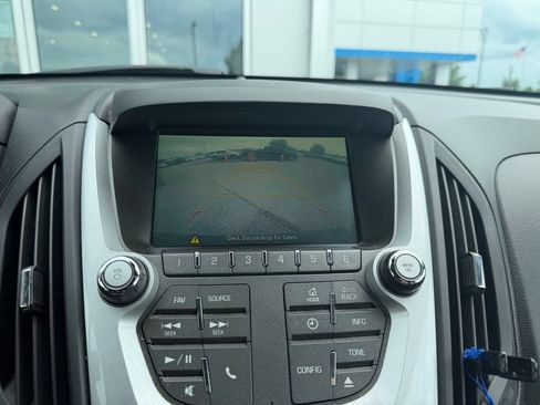 Used 2015 Chevrolet Equinox LT w/ Driver Convenience Package AWD/4WD image 9