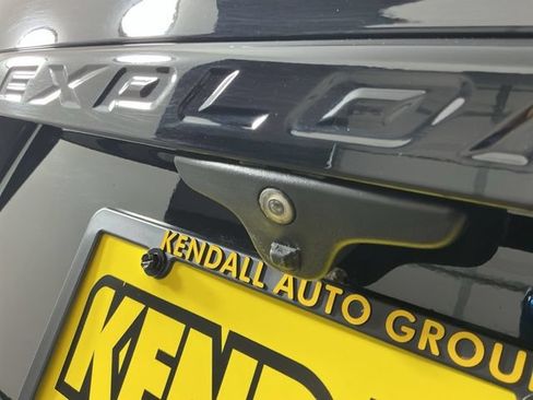 Used 2018 Ford Explorer Sport w/ Equipment Group 401A AWD/4WD image 9