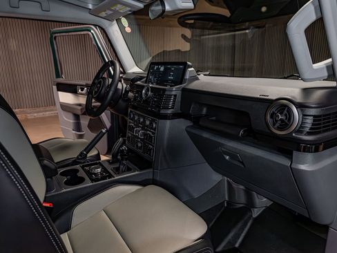 Used 2025 INEOS Grenadier Fieldmaster Edition image 18