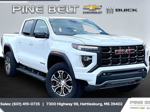 Used 2023 GMC Canyon AT4 w/ Technology Package AWD/4WD image 1