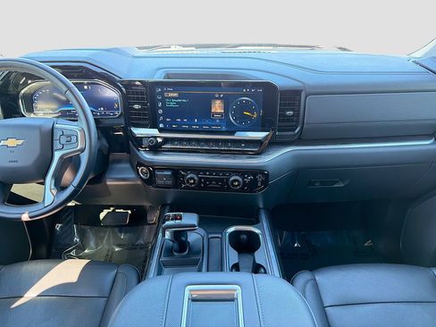 Used 2022 Chevrolet Silverado 1500 LTZ w/ LTZ Premium Package image 19