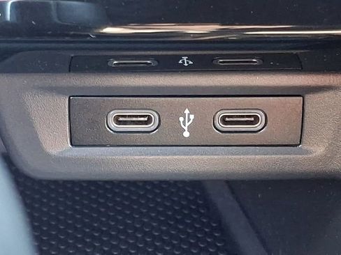 Used 2021 Volkswagen Jetta SE w/ SE Cold Weather Package image 27