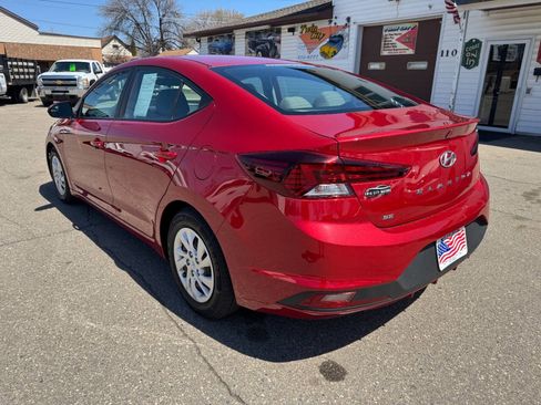 Used 2019 Hyundai Elantra SE image 8