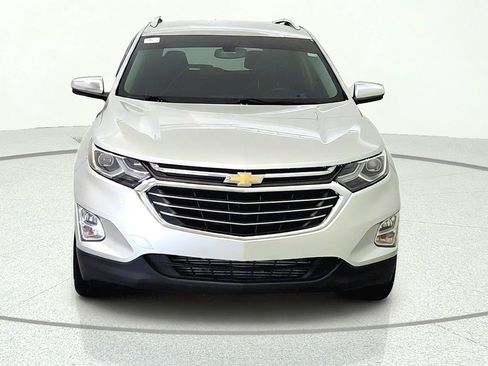 Used 2019 Chevrolet Equinox Premier AWD/4WD image 2
