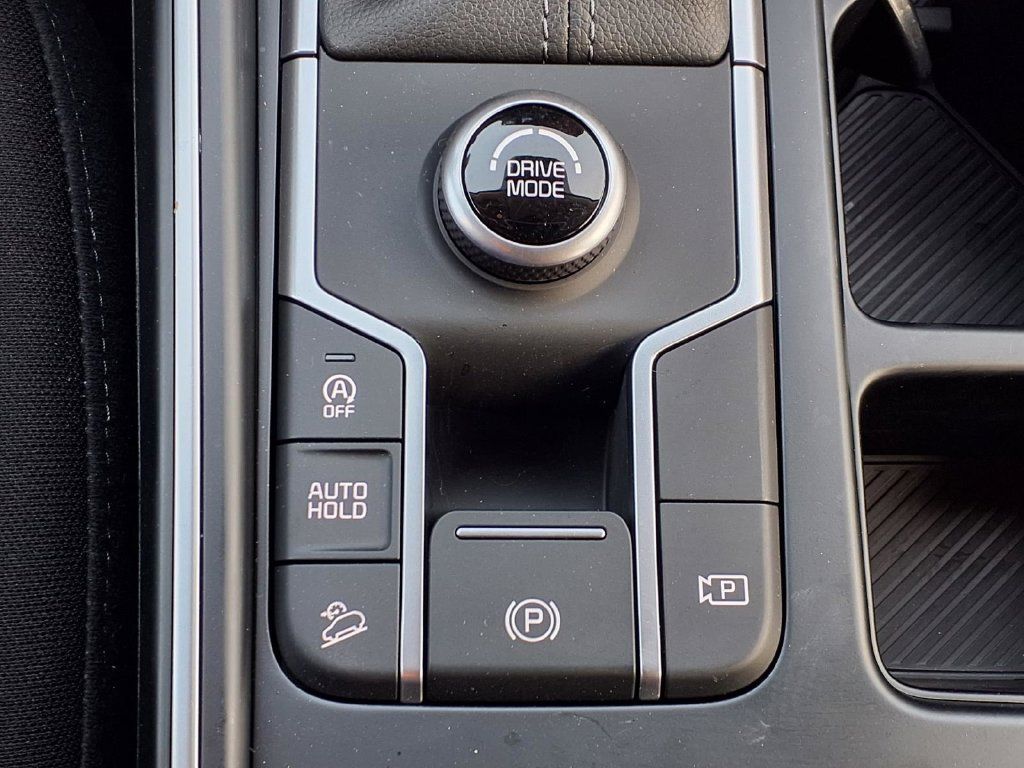 Used 2026 Kia Sorento LX FWD image 10