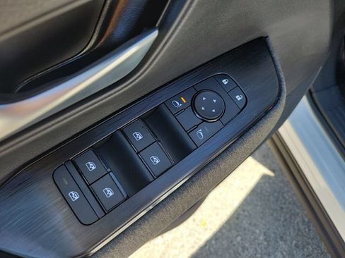 New 2026 Nissan Kicks SV FWD image 16