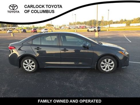 Used 2023 Toyota Corolla LE FWD image 7
