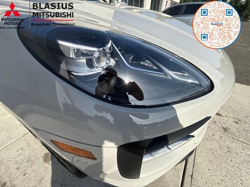 Used 2021 Porsche Macan S AWD/4WD image 60