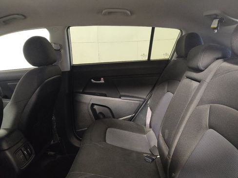 Used 2016 Kia Sportage LX AWD/4WD image 18