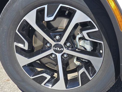 Used 2025 Kia Sportage EX w/ EX Premium Package image 10