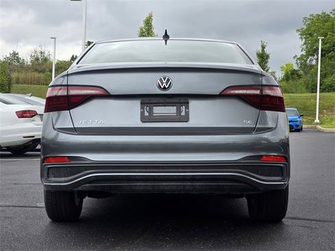 Used 2024 Volkswagen Jetta SE image 20