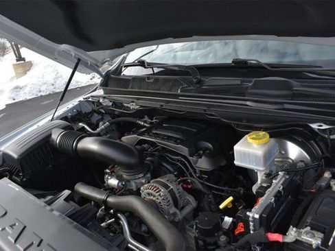 Certified 2022 RAM 1500 Big Horn image 32