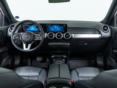 Certified 2021 Mercedes-Benz GLB 250 250 4MATIC image 15