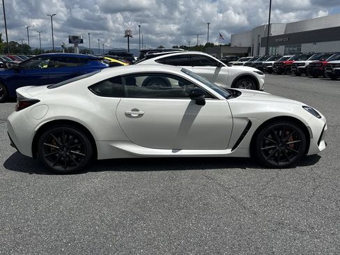 Used 2025 Subaru BRZ tS w/ Popular Package 2 RWD image 8