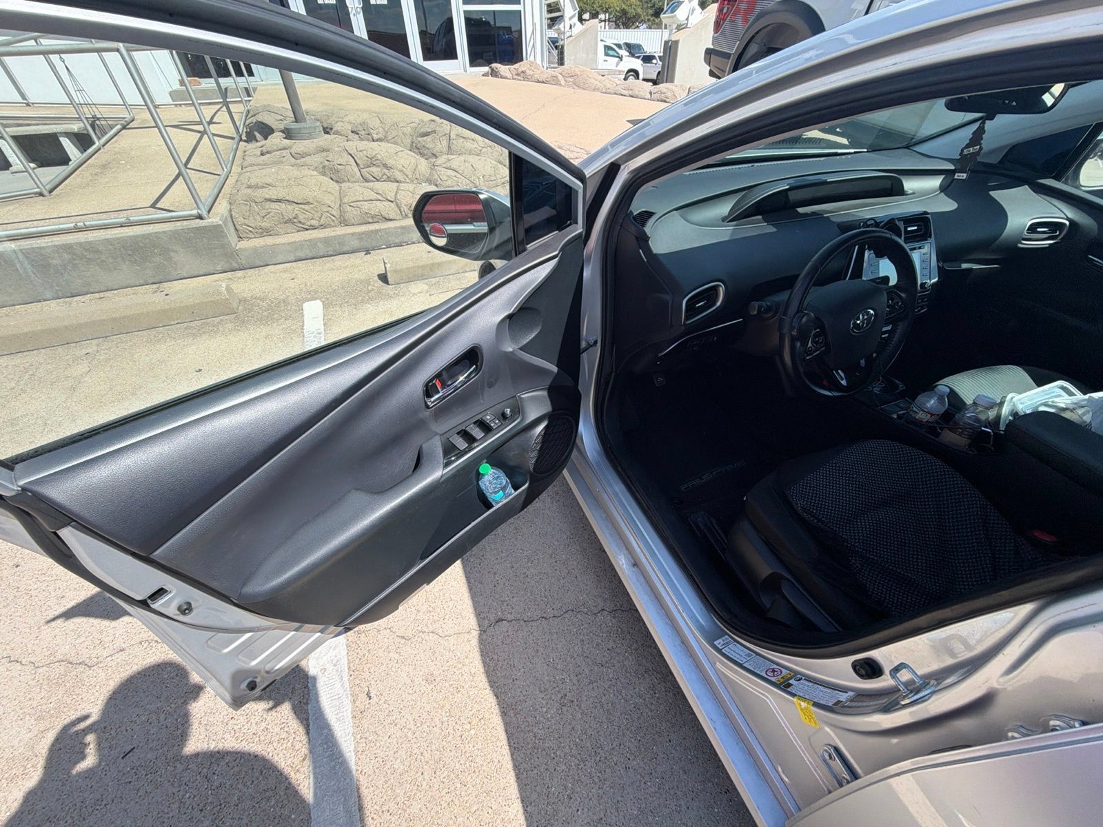 Used 2021 Toyota Prius Prime LE FWD image 14