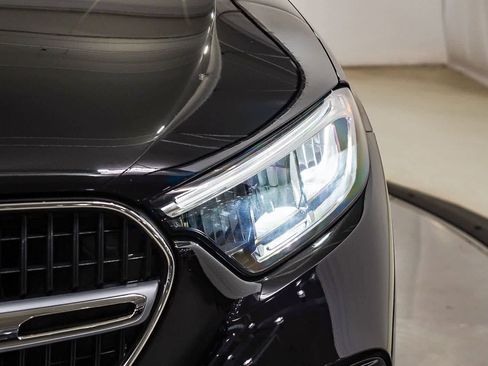 Used 2026 Mercedes-Benz GLC 350e 4MATIC image 7