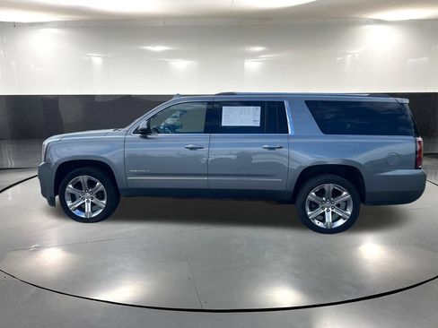 Used 2020 GMC Yukon XL Denali w/ Denali Ultimate Package AWD/4WD image 11
