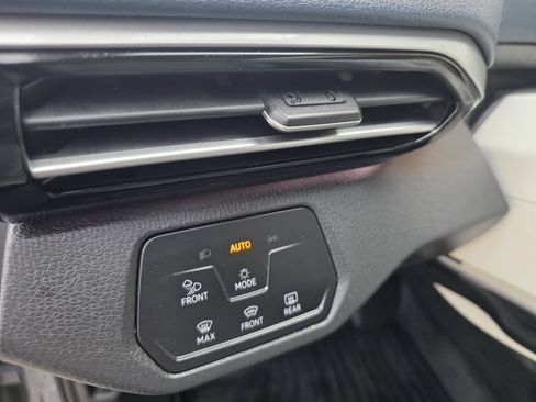 Used 2023 Volkswagen ID.4 Pro S Plus AWD/4WD image 15
