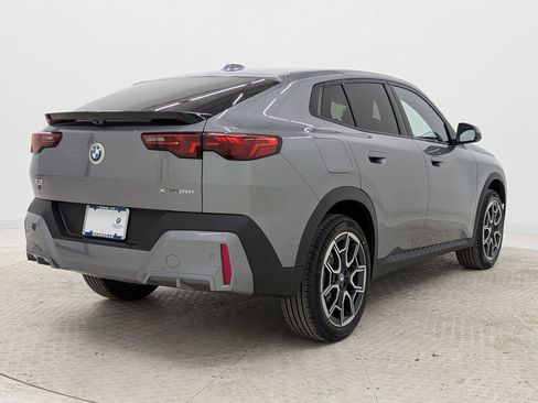 New 2026 BMW X2 xDrive28i w/ Convenience Package image 9