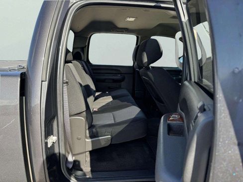 Used 2010 GMC Sierra 1500 SLE w/ Texas Edition image 40