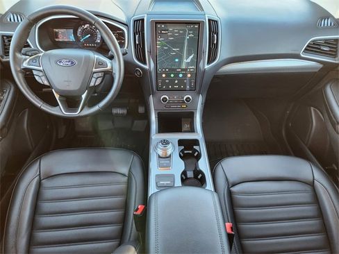 Used 2021 Ford Edge SEL w/ Convenience Package image 26