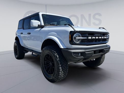 New 2026 Ford Bronco Outer Banks AWD/4WD image 10