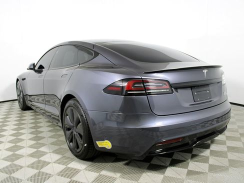 Used 2022 Tesla Model S Plaid image 40