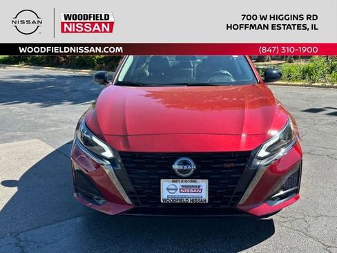 Used 2024 Nissan Altima 2.5 SR AWD/4WD image 2