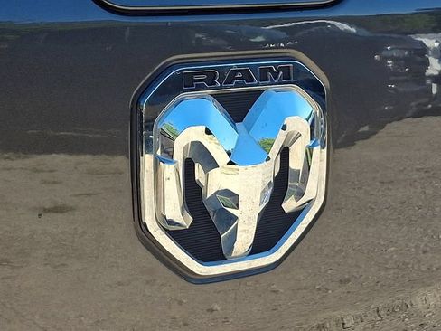 Used 2023 RAM 1500 Laramie AWD/4WD image 33