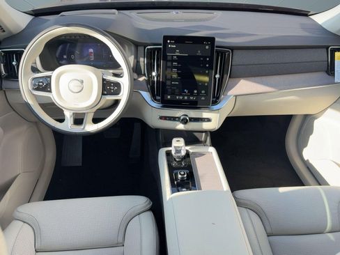 New 2026 Volvo XC90 B6 Ultra w/ Protection Package AWD/4WD image 16