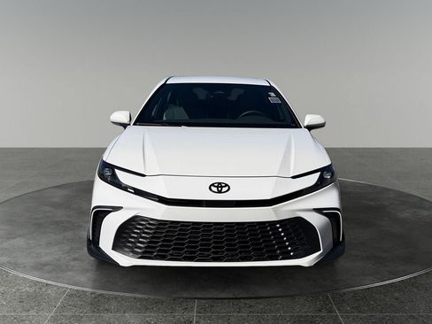 Used 2026 Toyota Camry SE w/ Convenience Package FWD image 2