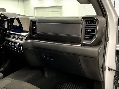 Used 2025 Chevrolet Silverado 2500 LT w/ Convenience Package AWD/4WD image 20