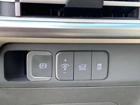 Used 2025 Hyundai Santa Fe SEL image 23