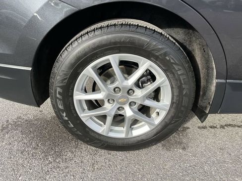 Used 2022 Chevrolet Equinox LS w/ LS Convenience Package image 20