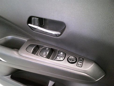 Used 2023 Nissan Kicks SV image 26