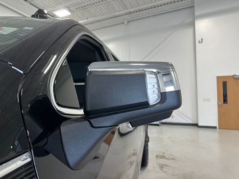 Used 2022 GMC Sierra 1500 Denali w/ Denali Reserve Package image 12