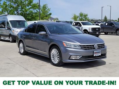 Used 2017 Volkswagen Passat 1.8T SE w/ SE Lighting Package