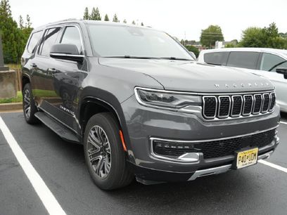 Used 2024 Jeep Wagoneer Series II w/ Flexible Seating Group