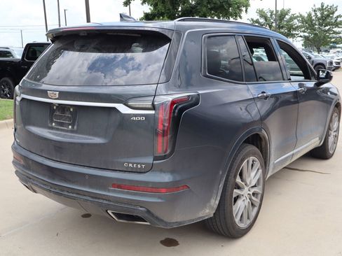 Used 2021 Cadillac XT6 Sport AWD/4WD image 3