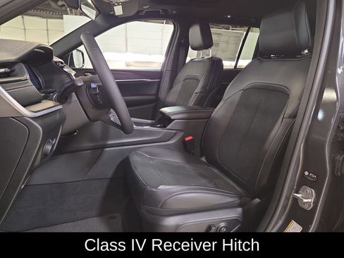 New 2026 Jeep Grand Cherokee Laredo image 10