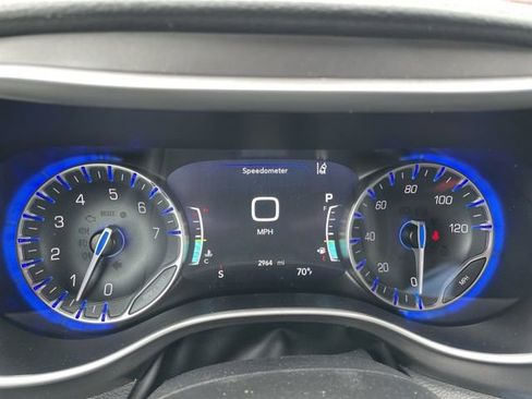 Used 2026 Chrysler Pacifica Select FWD image 14
