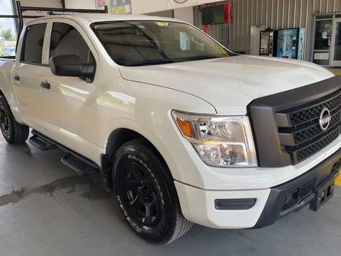 Used 2023 Nissan Titan S w/ S Utility Package RWD image 2