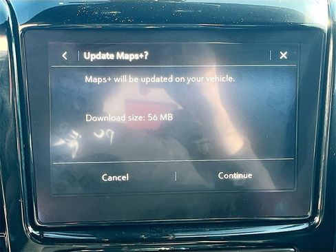 Used 2023 Chevrolet Traverse LT w/ LPO, Floor Liner Package image 13