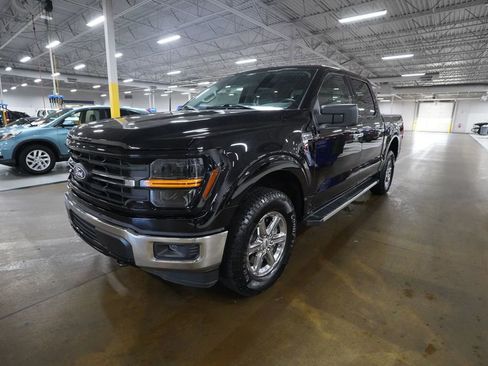 Used 2025 Ford F150 XLT w/ Equipment Group 301A Standard image 12