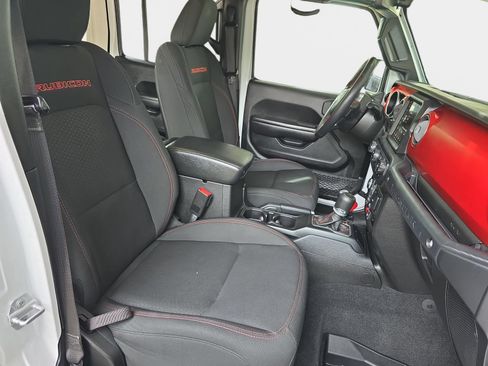 Used 2021 Jeep Wrangler Unlimited Rubicon AWD/4WD image 12
