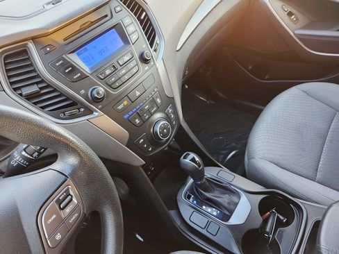Used 2015 Hyundai Santa Fe Sport FWD image 26