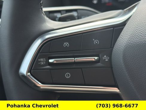 New 2026 Chevrolet Equinox LT w/ Convenience Package II AWD/4WD image 12