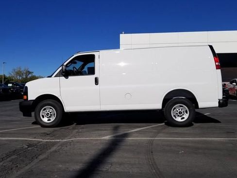 New 2025 GMC Savana 2500 w/ Driver Convenience Package RWD image 14